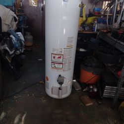 40 Gallon Gas Water Heater 9 Years Old
