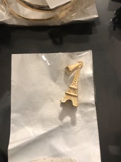 Eiffel Tower pendent