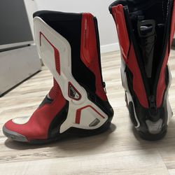 Dainese Torque 3 Out Boots - Super Bike