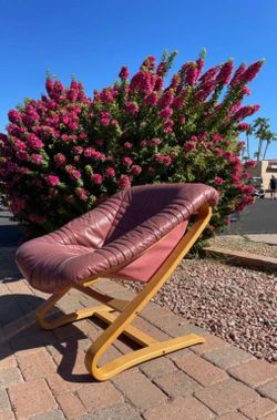 Vintage MCM Style of Fribyter sling armchair c.1970’s -