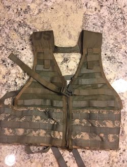Almost new USMC Fighting load Carrier
