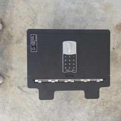 Locker Down Center Console  Safe For Chevy SILVERADO