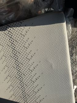 Nectar Luxe Memory Foam with NectarCool Technology, King, Like New, Perfect Condition