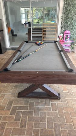 Pool table
