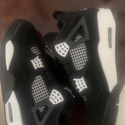 jordan 4 white thunder 