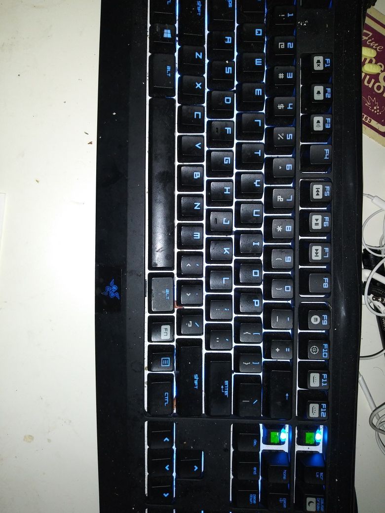 Razer keyboard mousepad and mouse