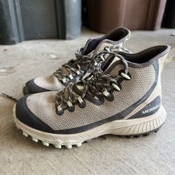 Merrell Bravada women’s hiking boot
