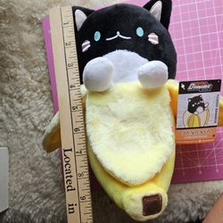 PLUSHIE TUXEDO BANANYA CAT 