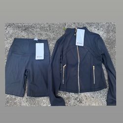 Black lululemon size 4