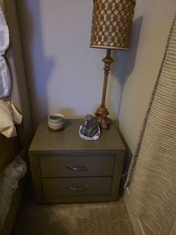 2 lamps
