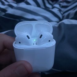 Apple AirPods 