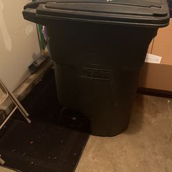 Garbage Can 