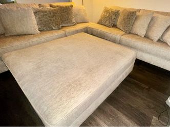 3 pc Ashley Rawcliffe sectional $1000 obo