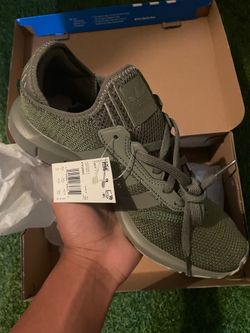Adidas shoes green