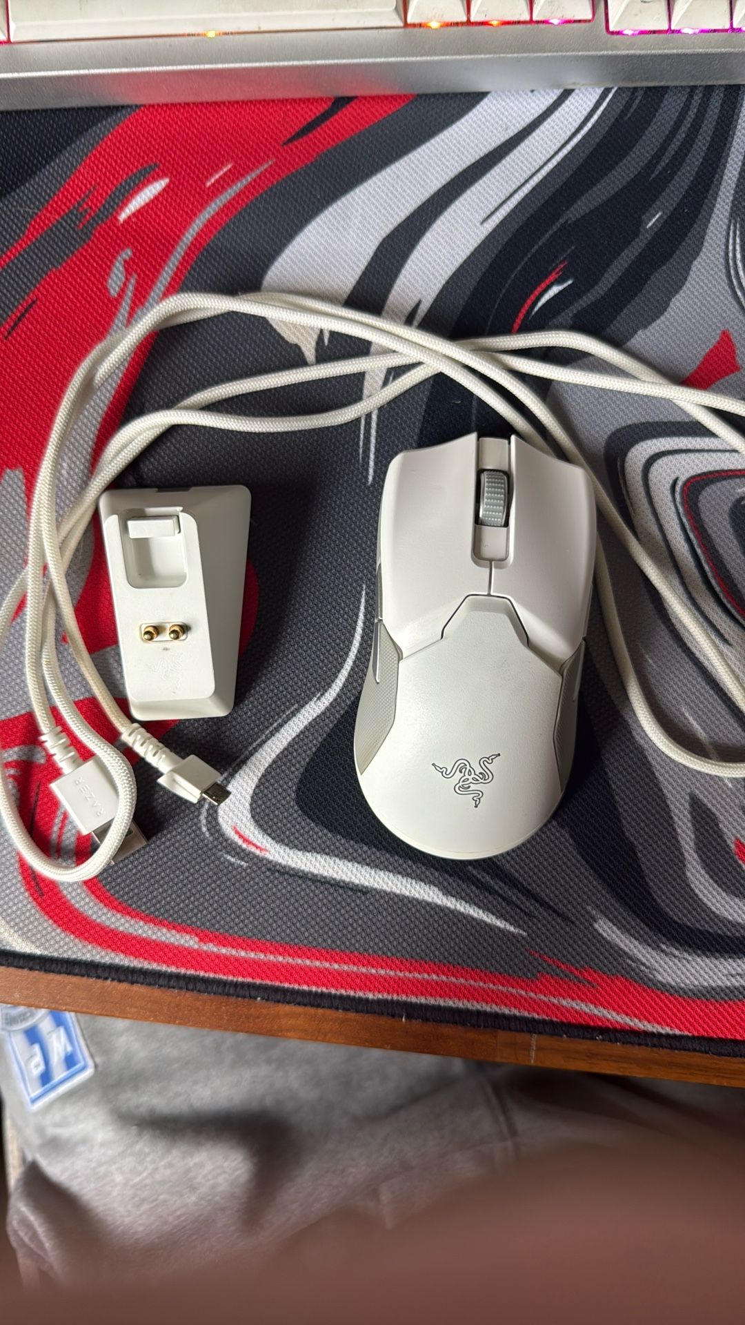 Razer Viper Ultimate White gaming mouse