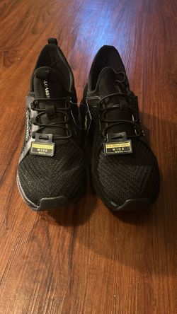 Women’s Sneakers 9 Wide Polo Assn.