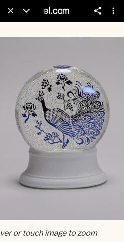 Peacock Feather Glitter Globe