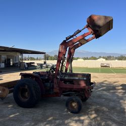 Tractor Massey Ferguson 220