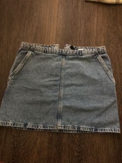 Light blue skirt size small