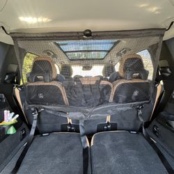 Volvo XC90 Dog Guard / Pet Barrier