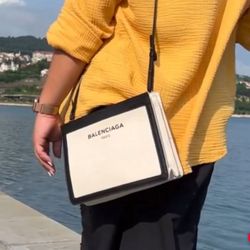 Balenciaga Pouchette