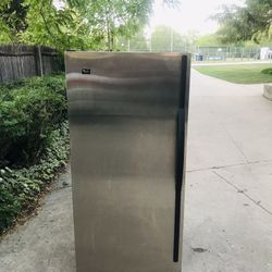 Free Delivery- Whirlpool Frost Free Freezer- 18 Cu.ft