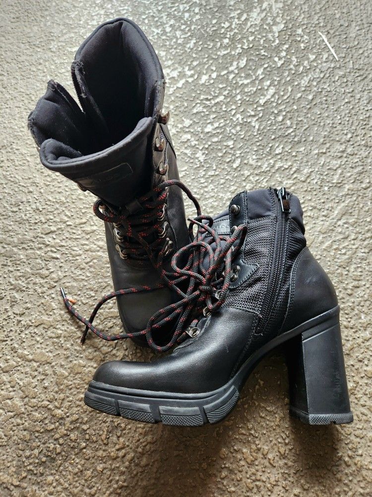 Aldo Lace Up Boots, SIZE 6.5