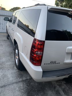 Chevy Suburban LTZ 1(contact info removed). V8. 5.3 Engine