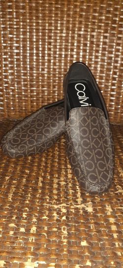 Calvin Klein Shoes Size 8