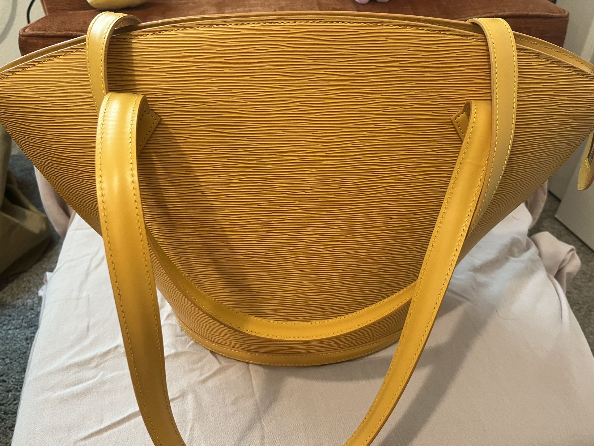 Vintage Louis Vuitton Yellow Leather shoulder Bag