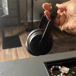 Skullcandy headphones