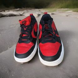 Size 5Y - Nike Court Borough Low Recraft Black University Red 2023