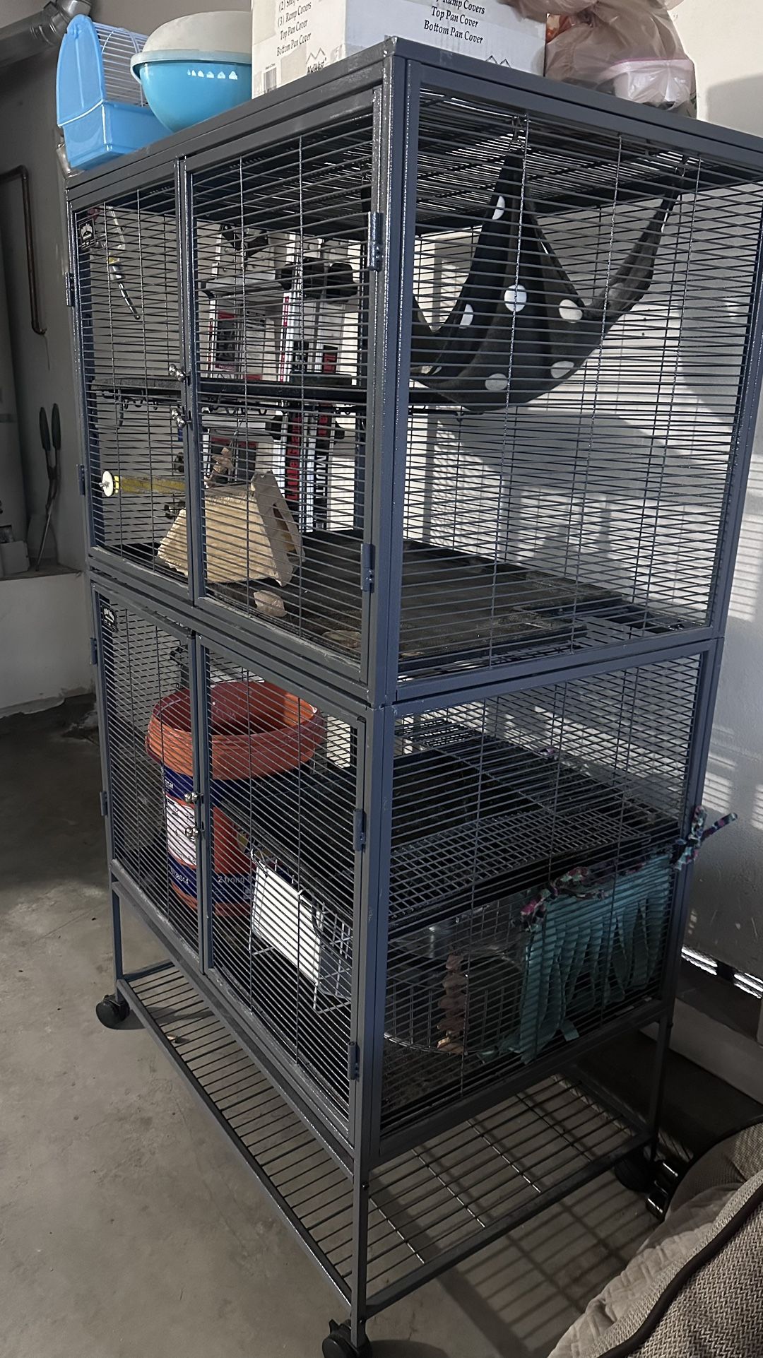 Critter nation 2 Story Cage