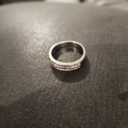 Silver Tone Ring Size 8