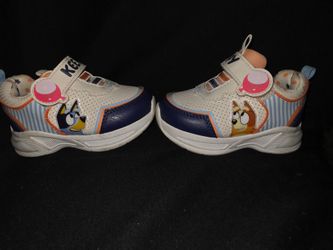 Keepy uppy bluey shoes