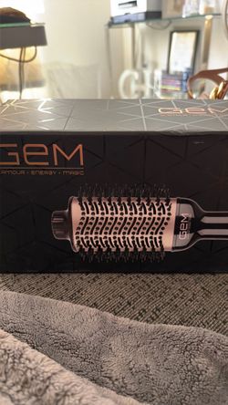 Tik tok Rose gold brush dryer