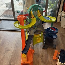 Play car track/fisher price