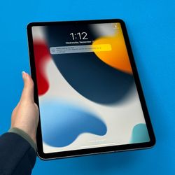 Tablet Apple IPad Pro 11inch 1st Gen - Pay $5 To take It home And pay The rest Later