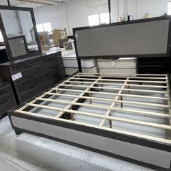 New King Size Bed Frame With Dresser And Mirror And Nightstand 🚚 We can deliver 🚚  $39 initial payment   total price $999
