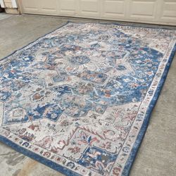 Beautiful Clean Carpet size : Almost 8’ /10’
