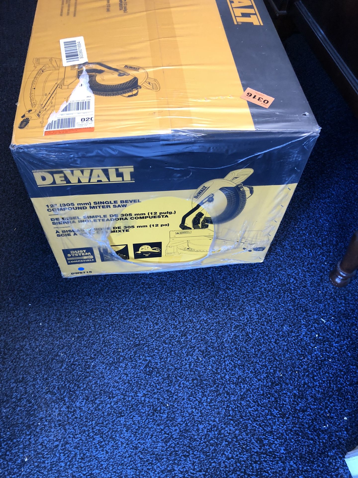 Dewalt 12” Compound Miter Saw Brand New Model DWS715