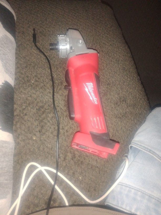 Cordless Milwaukee Grinder