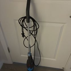 Lightweight Vacuum Cleaner – Good Condition