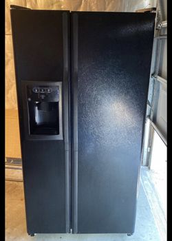 GE Refrigerator