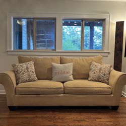 Couch & Loveseat