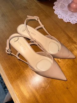 Kitten heels