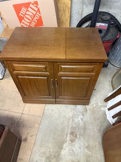 Parsons electric sewing table