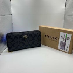 WOMENS COACH WALLET
