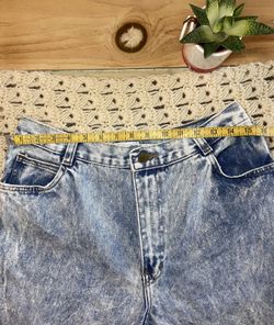 Vintage Sycamore high-waisted acid-washed Jean
