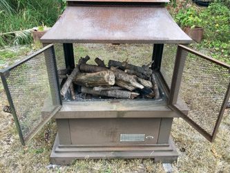 Hampton Bay Outdoor Fireplace Wood Burning Yard Deck Campfire w/2 Doors Square Fire Pit 33"w